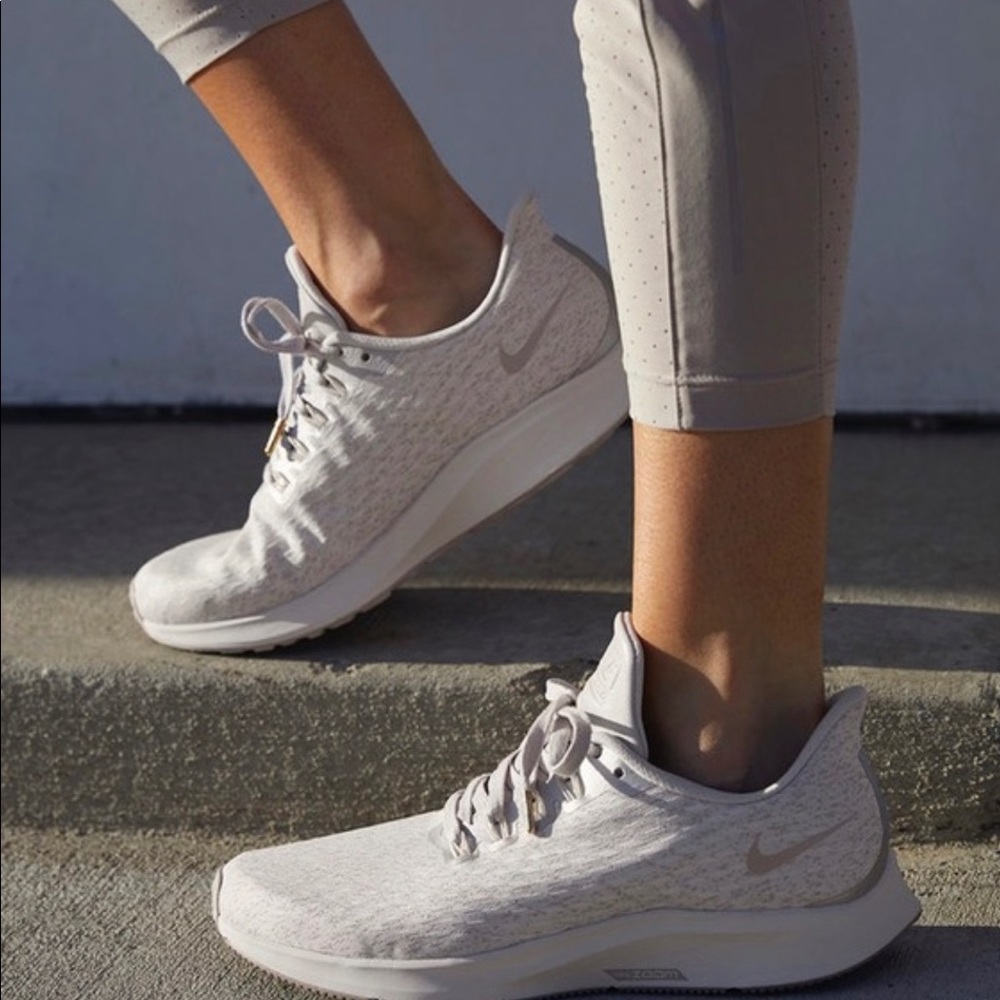 Nike Zoom Pegasus 35 sneakers